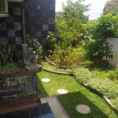 Endah Homestay Syariah Purwokerto Exterior foto