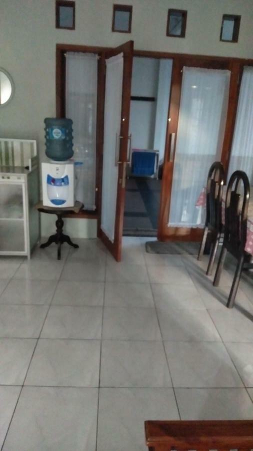 Endah Homestay Syariah Purwokerto Exterior foto